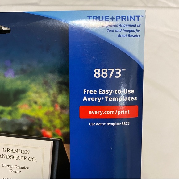 Avery 8873 Clean Edge Linen Textured Business Cards - Picture 6 of 11